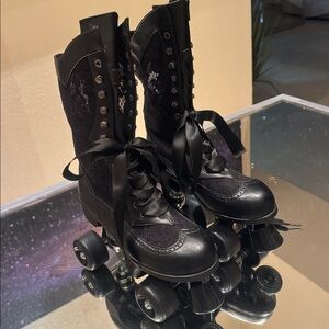 Widow Lace Up Boot Roller Skates